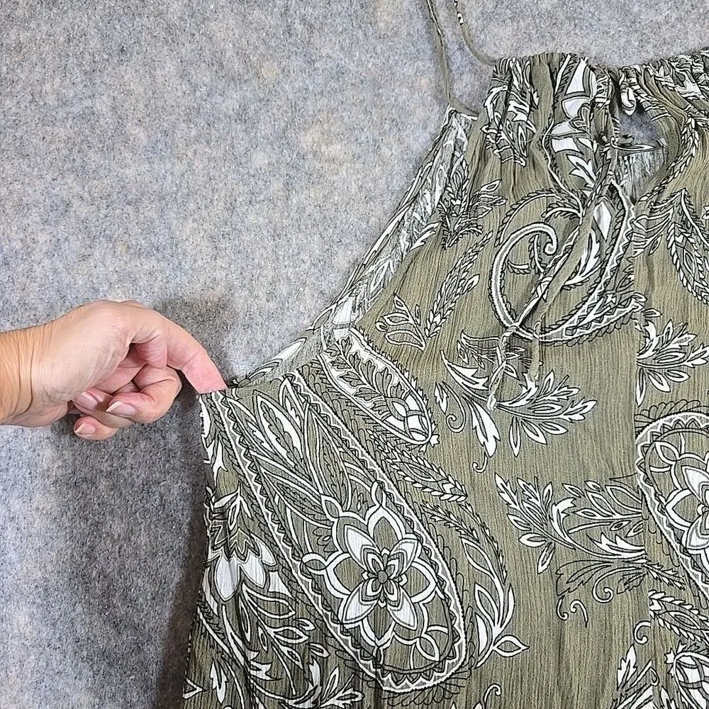 Soho Jeans Women's Size XL Olive Green Paisley Print Halter Sleeveless Tank Top